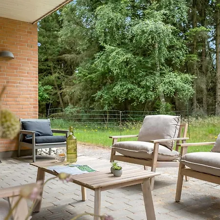 Batsha - 1-7km From The Sea By Interhome
