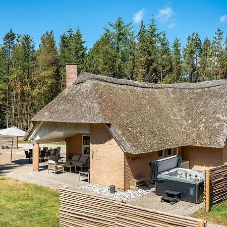 Ferienhaus Batsha - 1-7km From The Sea By Interhome Blåvand