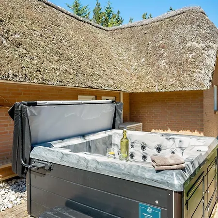 Ferienhaus Batsha - 1-7km From The Sea By Interhome *