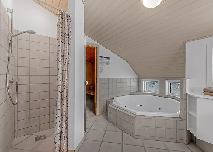 Batsha - 1-7km From The Sea By Interhome *